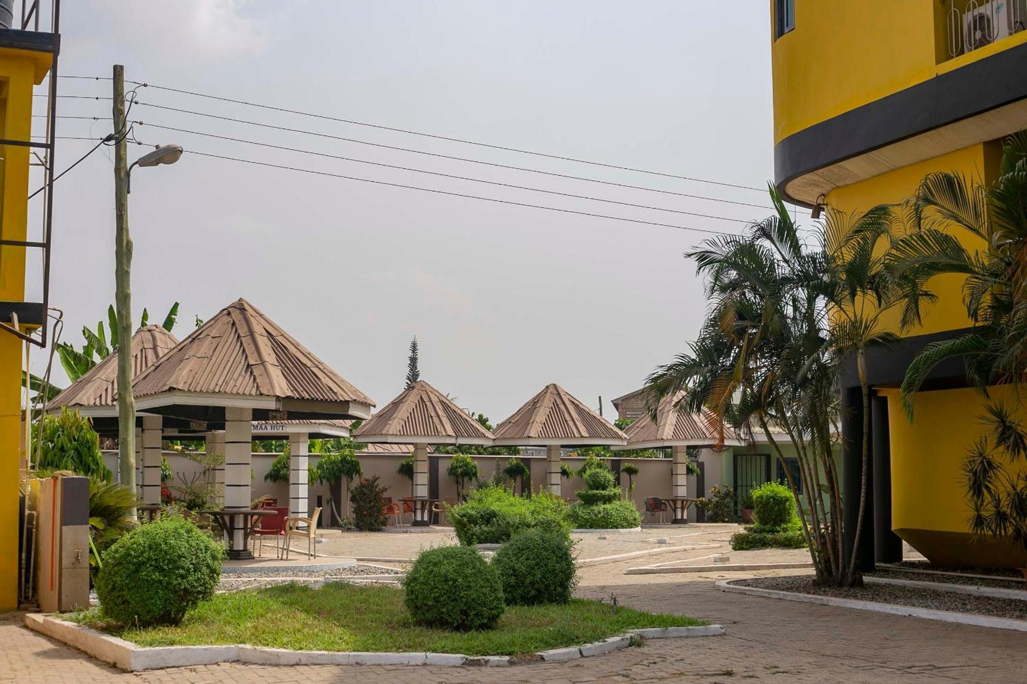 Brookvale Hotel Weija Exteriér fotografie
